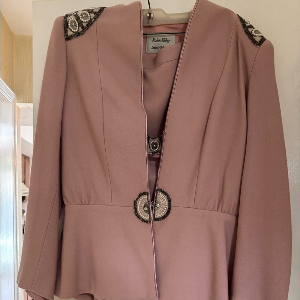 Cocktail suit/dressy suit